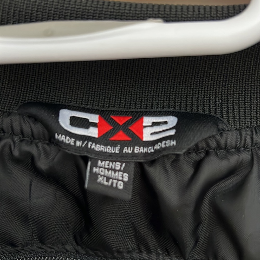 jacket - Picture 2 of 7